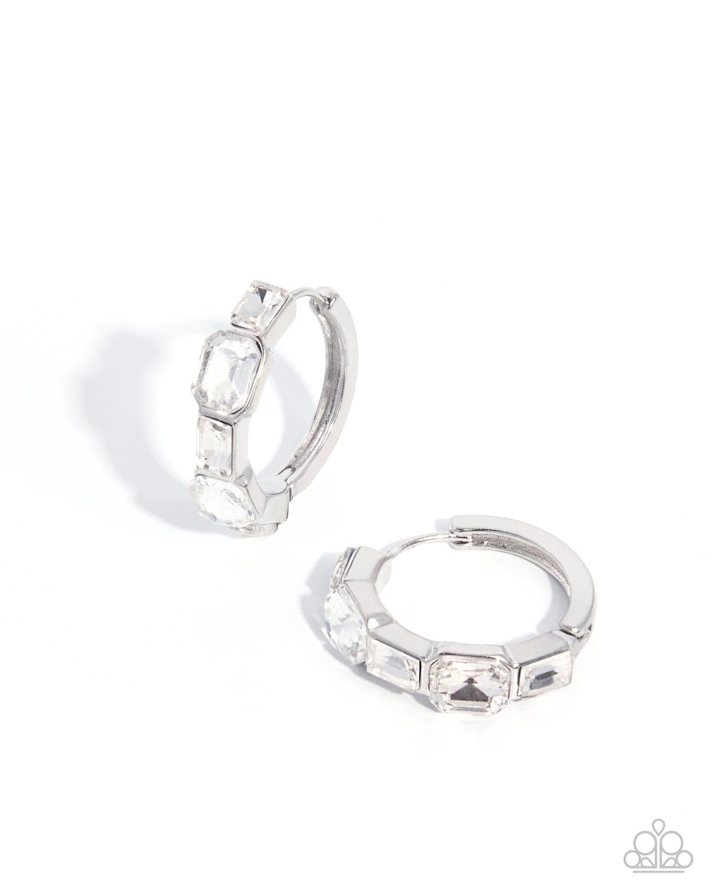 Operatic Overture - white - Paparazzi earrings