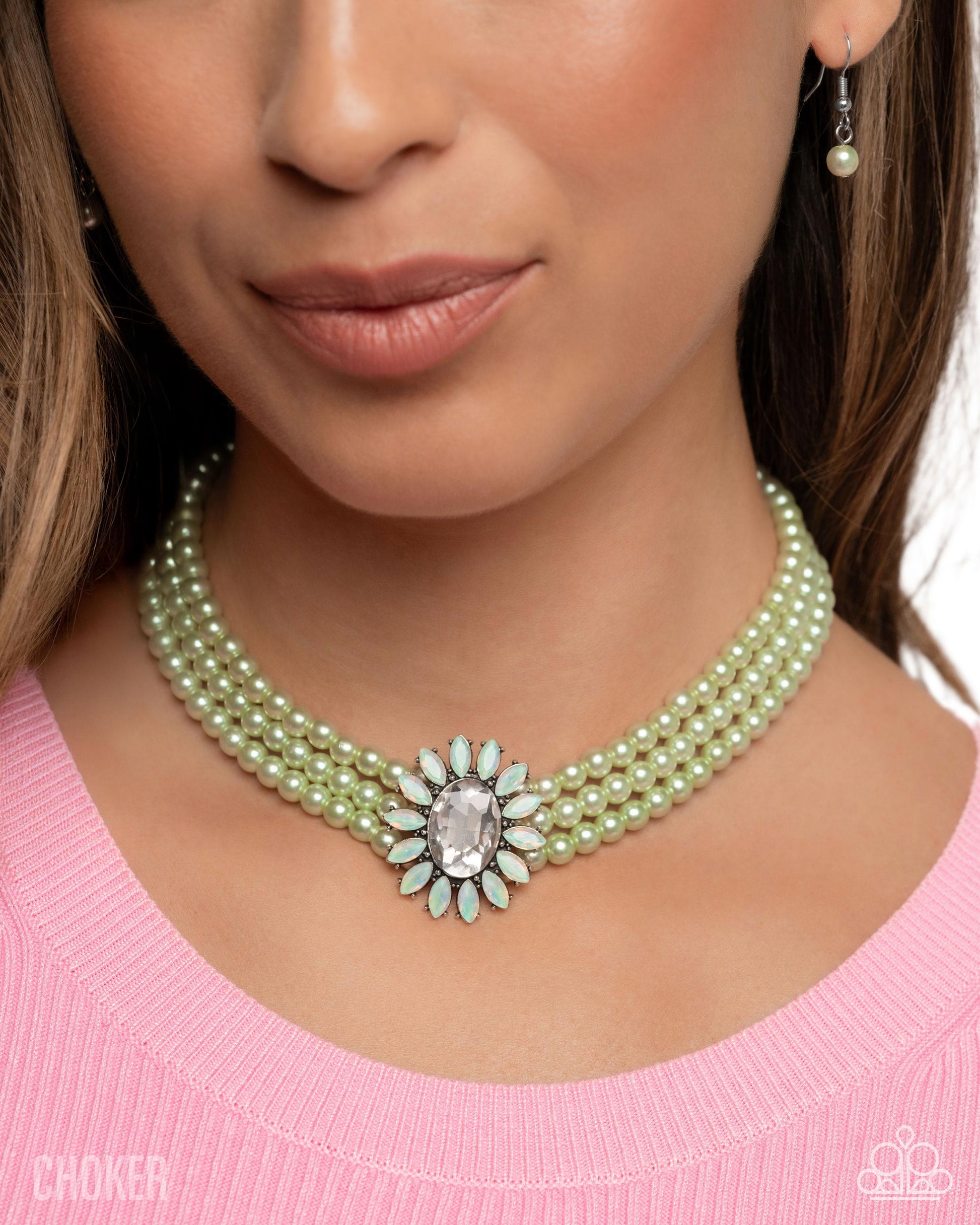Opulent Observation - green - Paparazzi necklace