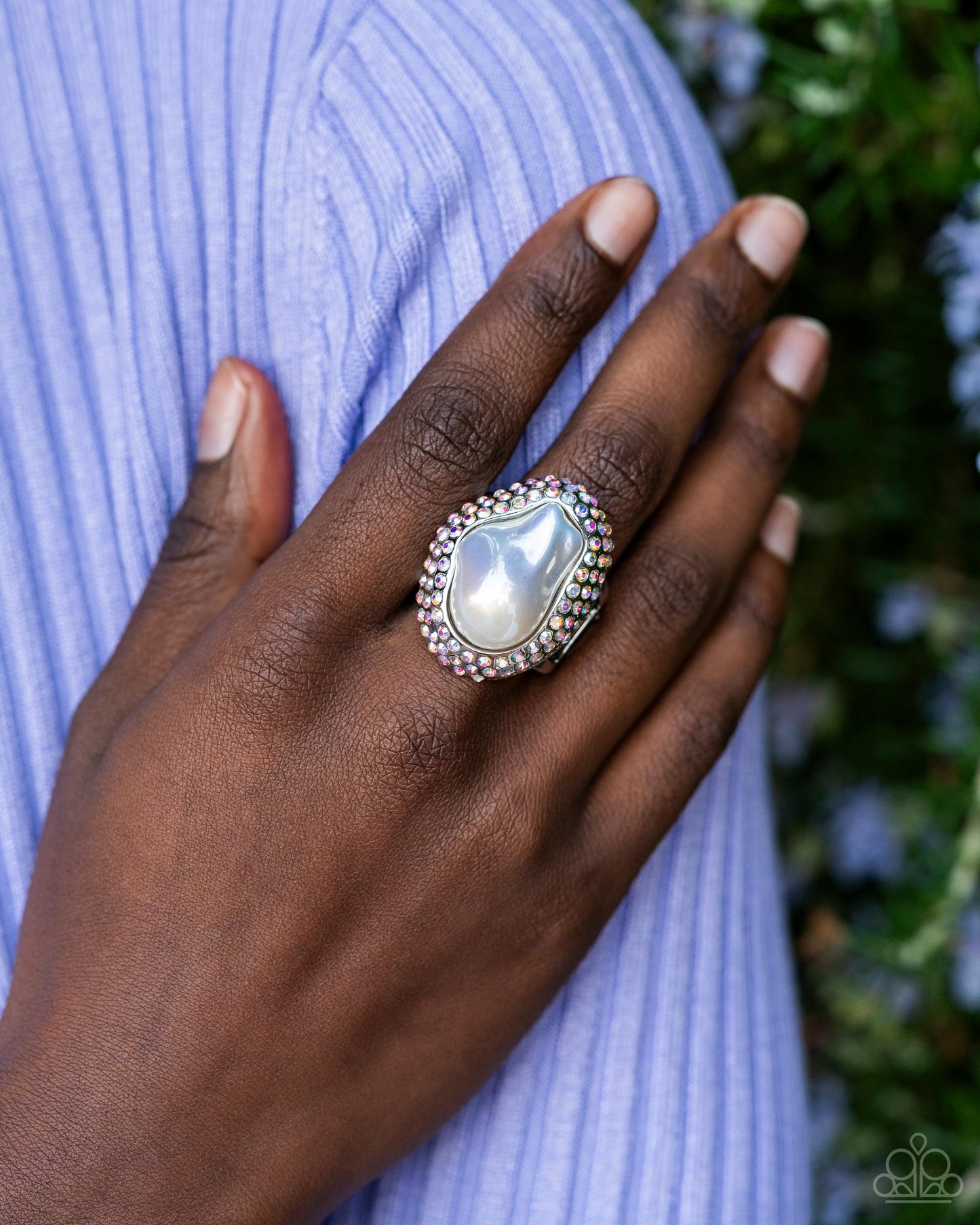 Opulent Ocean - white - Paparazzi ring