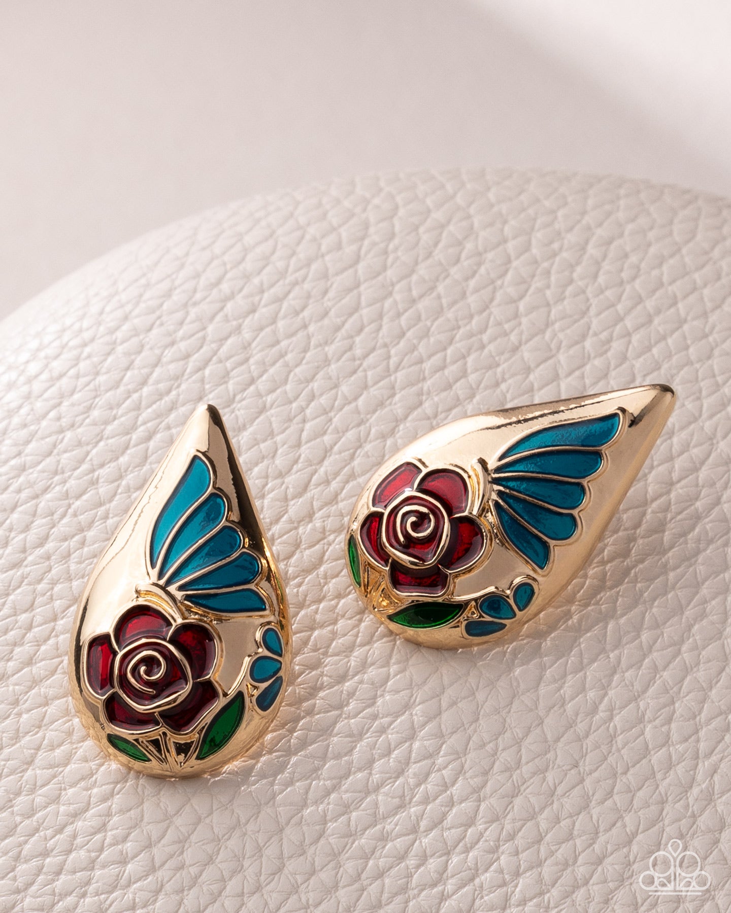 Ornamental Obligato - multi - Paparazzi earrings