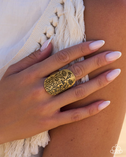 Out in the Garden - brass - Paparazzi ring