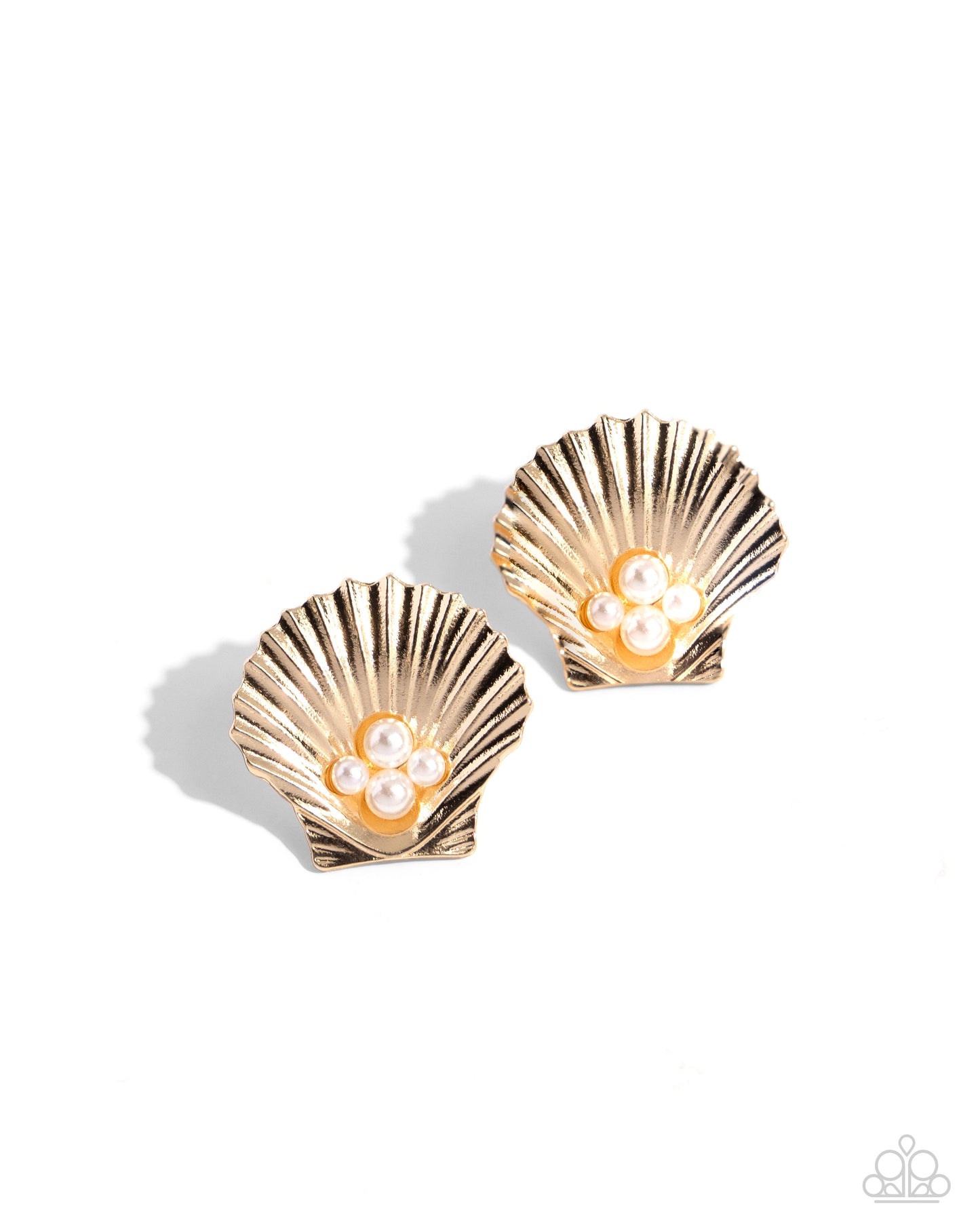 Oyster Opulence - gold - Paparazzi earrings