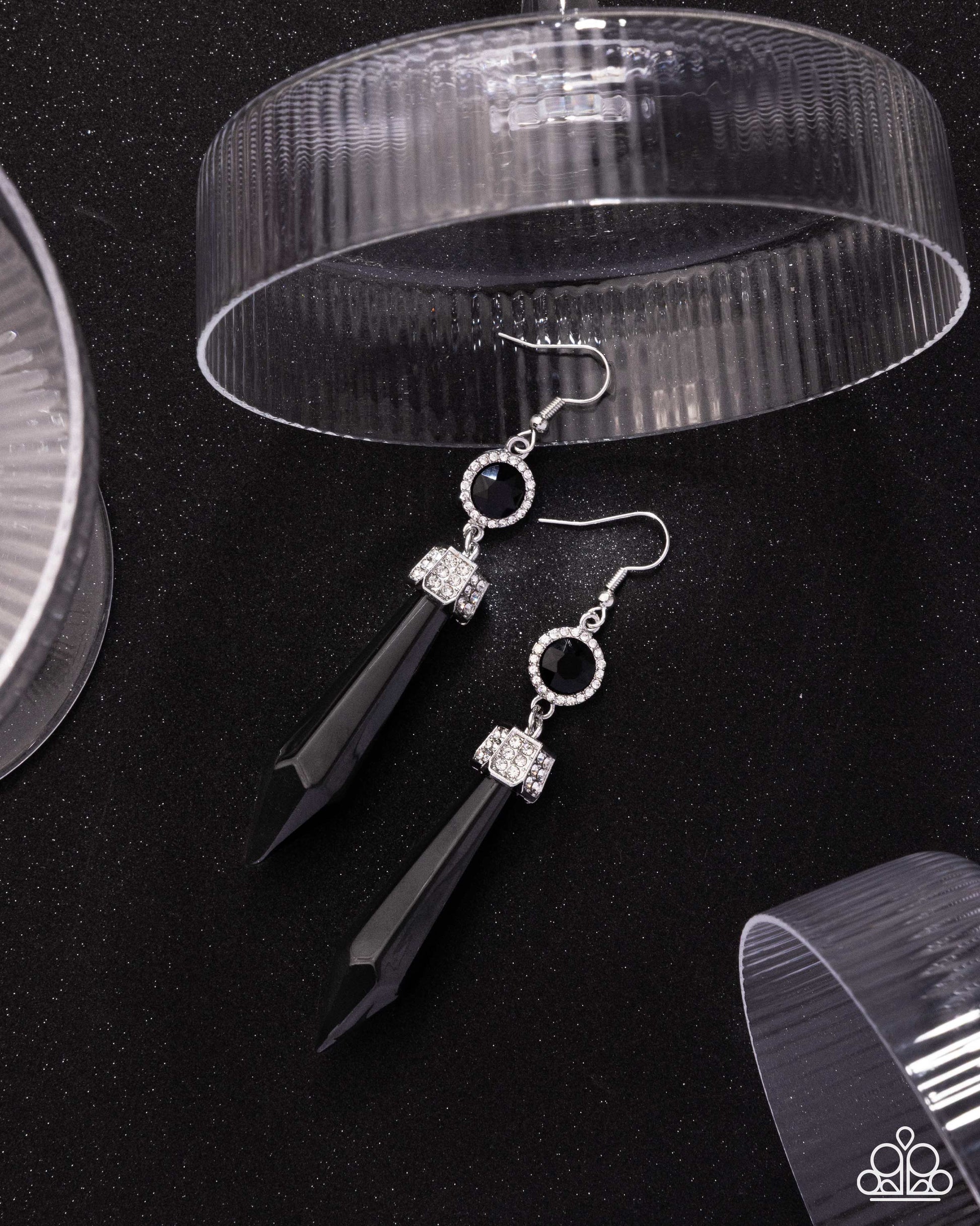 Palatial Pizzazz - black - Paparazzi earrings