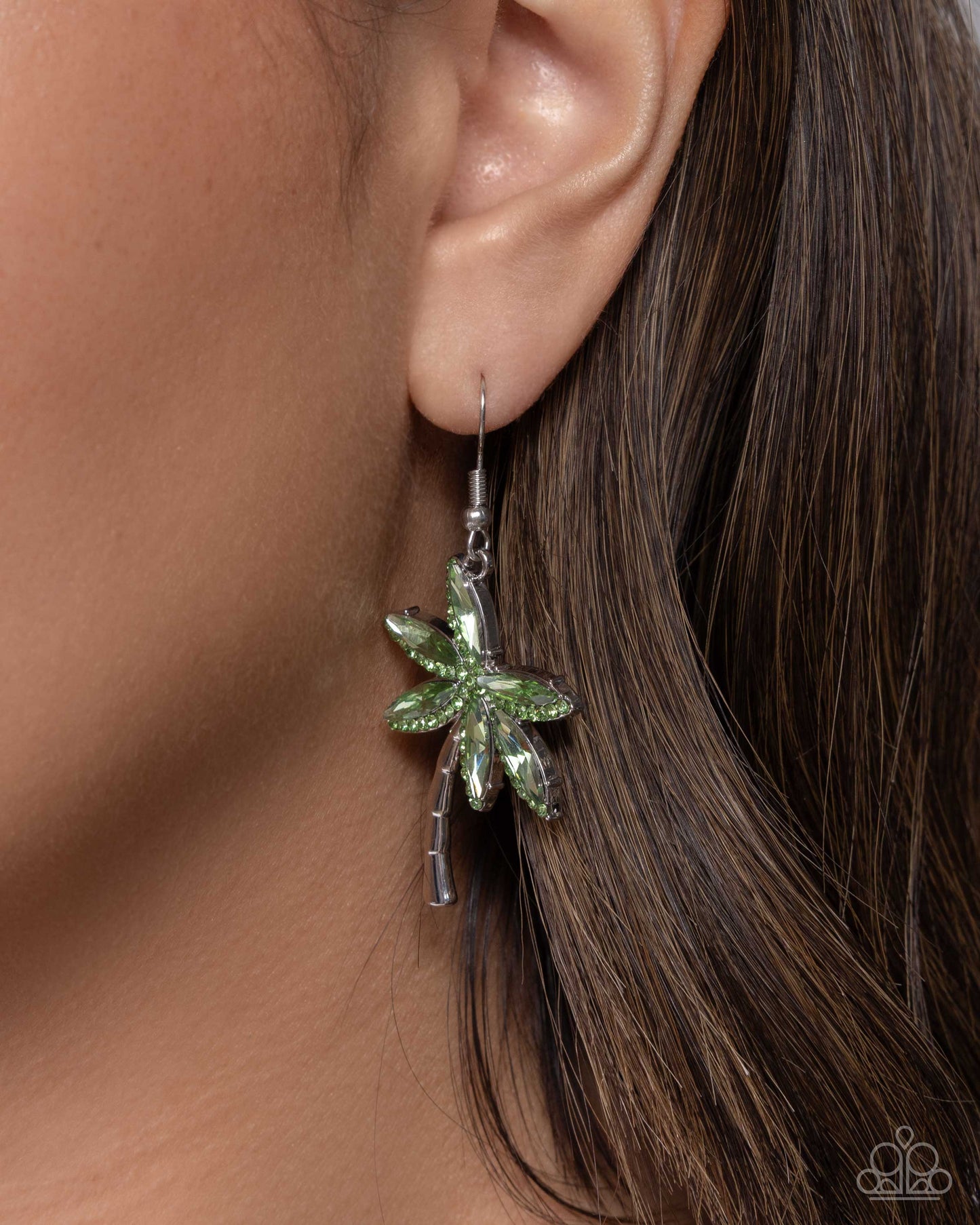 Palm Tree Party - green - Paparazzi earrings