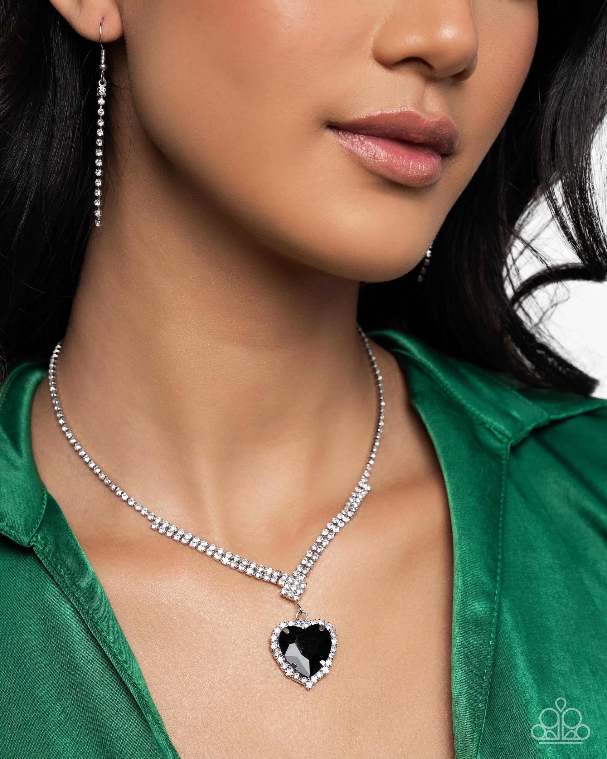 Parisian Playdate - black - Paparazzi necklace