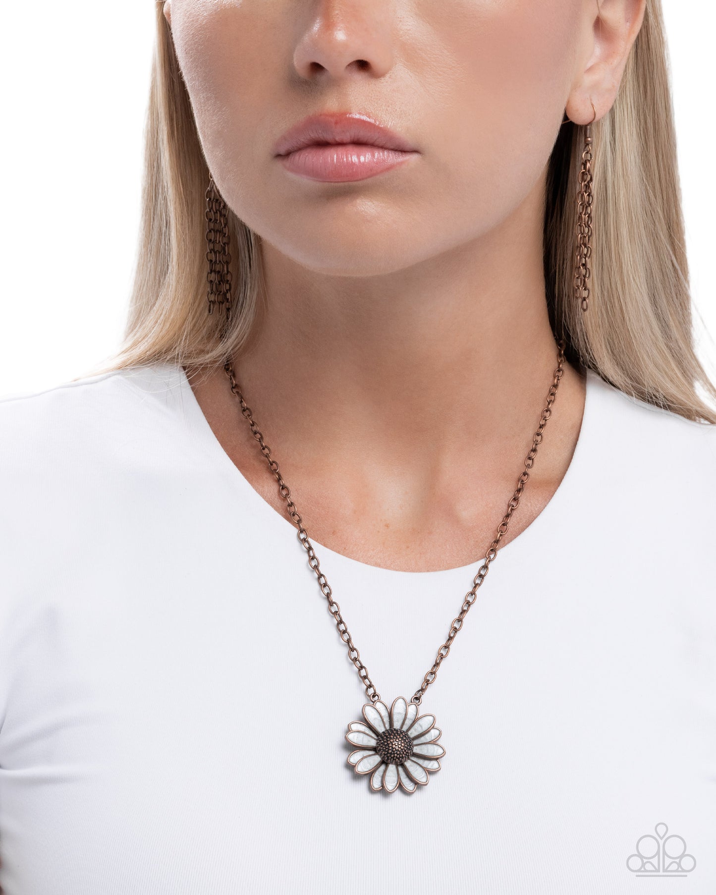 Parisian Posy - copper - Paparazzi necklace