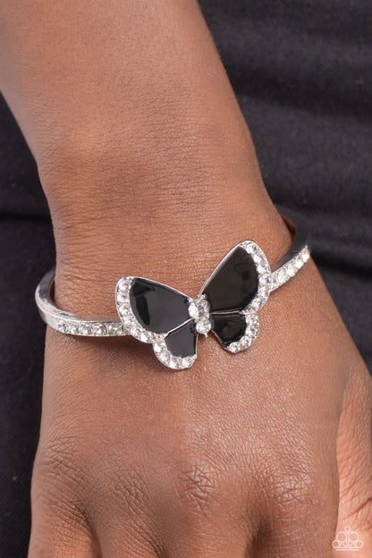 Particularly Painted - black - Paparazzi bracelet