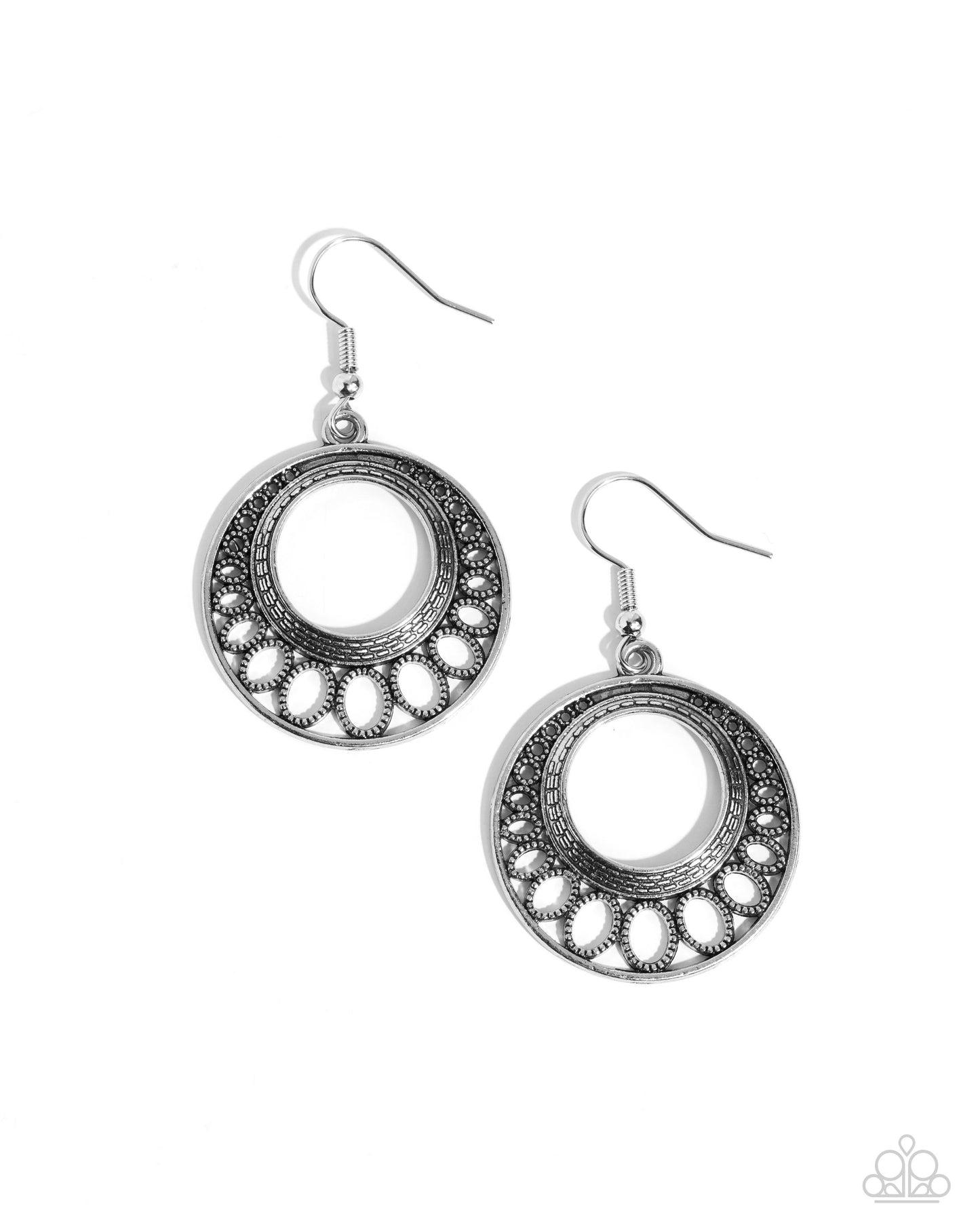 Peacefully Prairie - silver - Paparazzi earrings