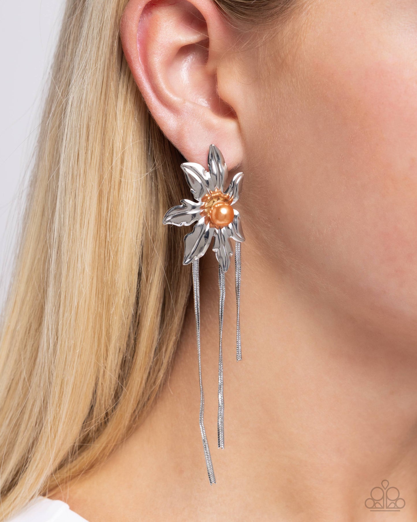 Pearl Panorama - orange - Paparazzi earrings