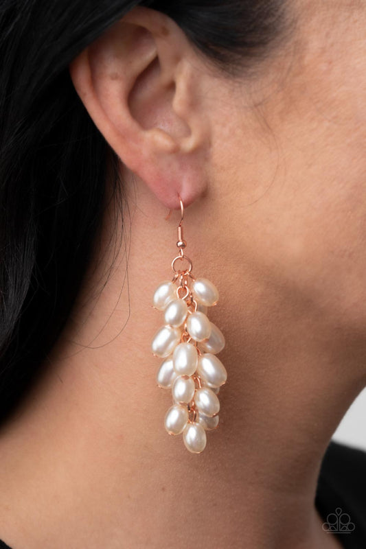 Pearl Posse - copper - Paparazzi earrings