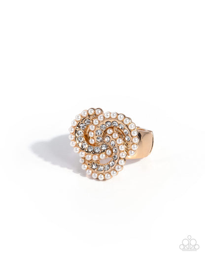 Pearl Punch - gold - Paparazzi ring