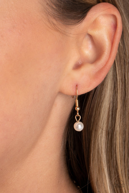 Pearls Before VINE - gold - Paparazzi necklace