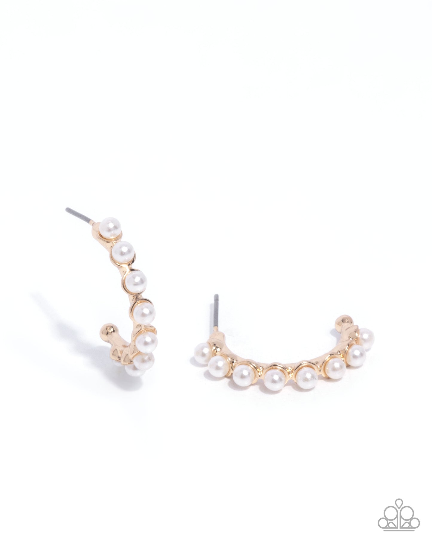 Pearly Passage - gold - Paparazzi earrings