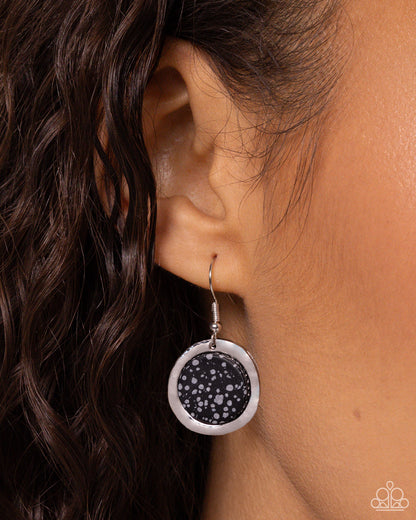 Pendant Paradox - black - Paparazzi earrings