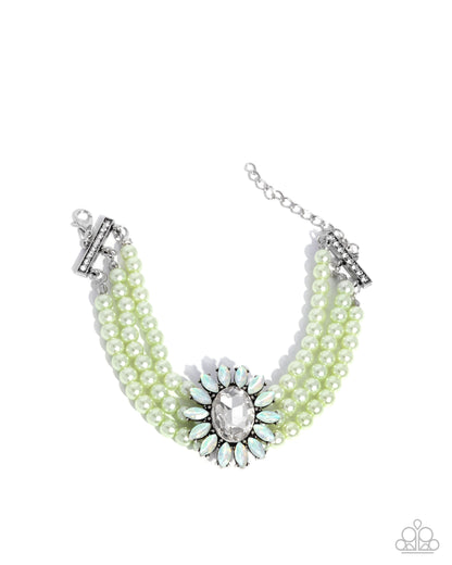 Perceptive Pearls - green - Paparazzi bracelet