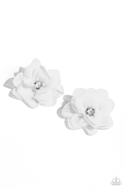 Perennial Palace - white - Paparazzi hair clip
