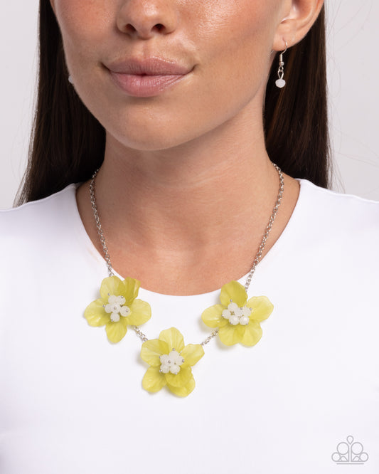 Petaled Promotion - green - Paparazzi necklace