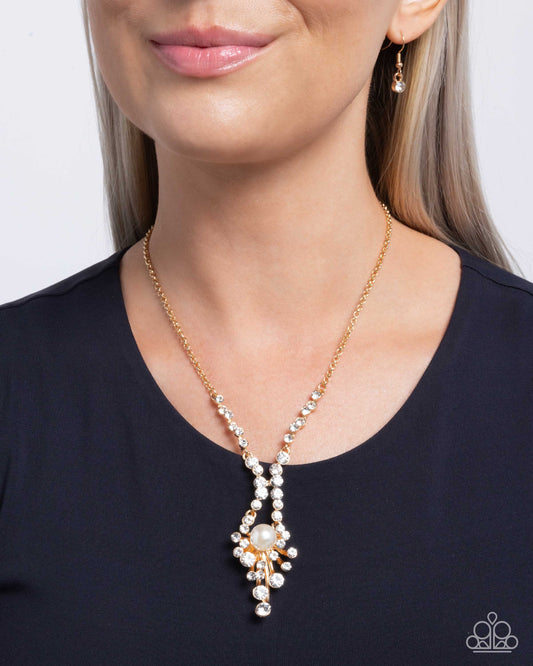 Phenomenal Pizzazz - gold - Paparazzi necklace