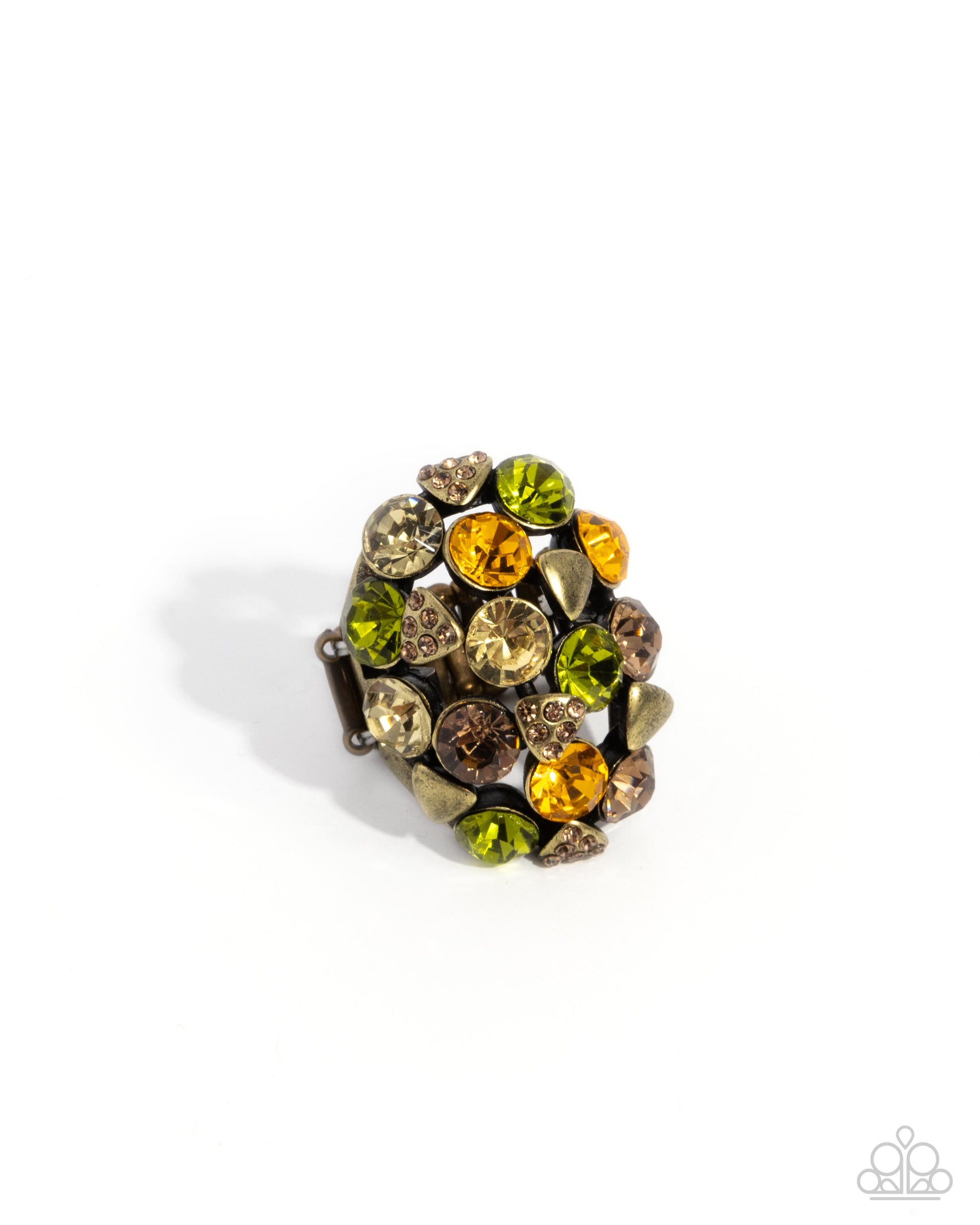 Piquant Persuasion - brass - Paparazzi ring