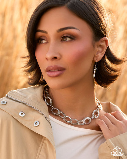 Play on Texture - silver - Paparazzi necklace