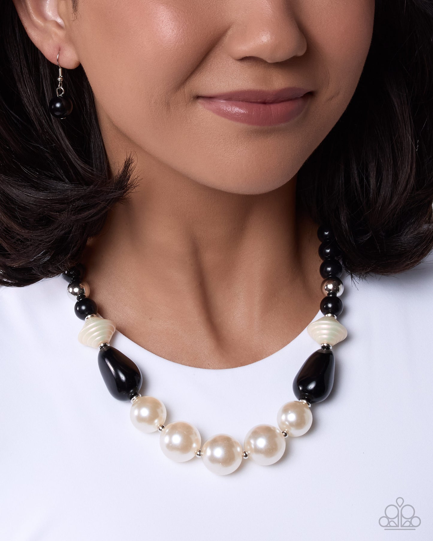 Pleasing Pearls - black - Paparazzi necklace