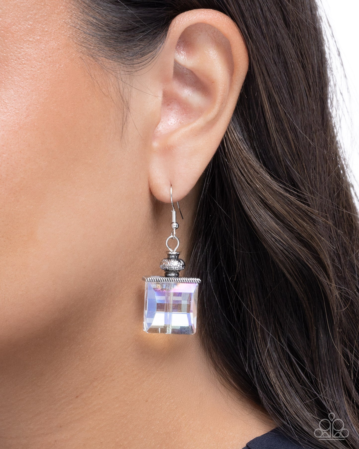 Polished Perfume - white - Paparazzi earrings