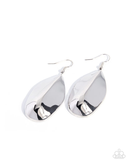 Polished Pinch - silver - Paparazzi earrings