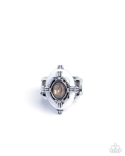 Polished Portrait - silver - Paparazzi ring