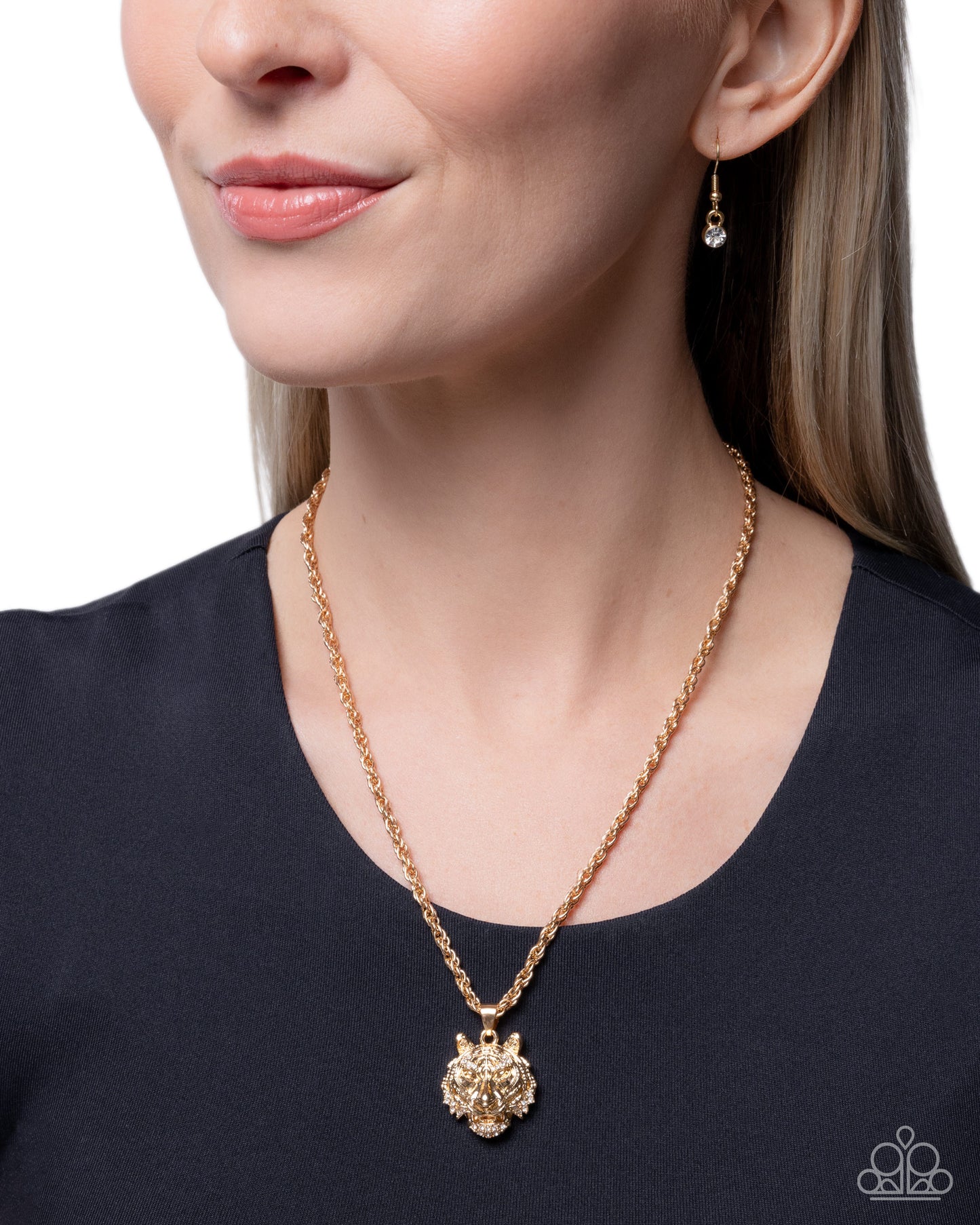 Polished Prowl - gold - Paparazzi necklace