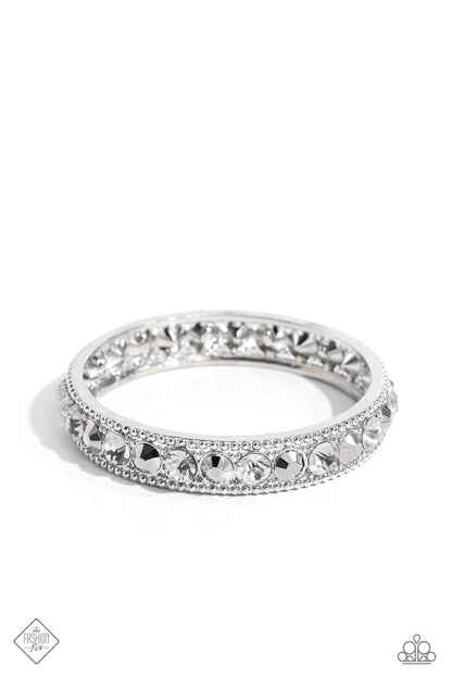 Polishing Promise - white - Paparazzi bracelet