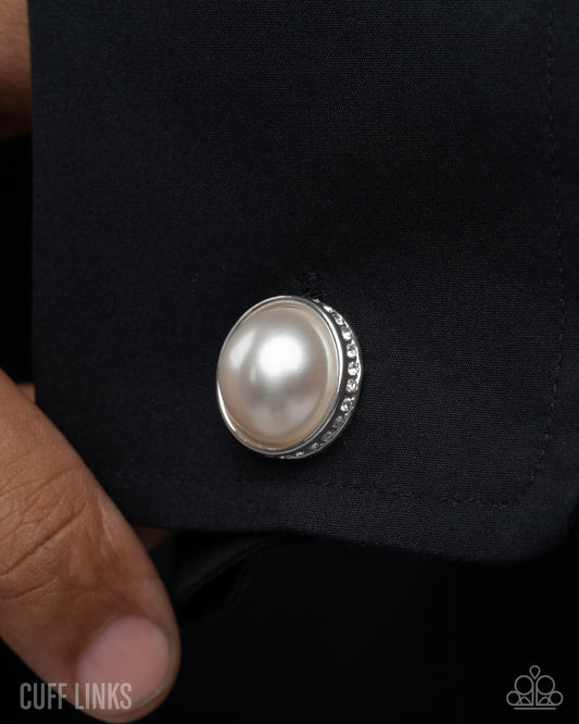 Posh Presentation - white - Paparazzi MENS cufflinks