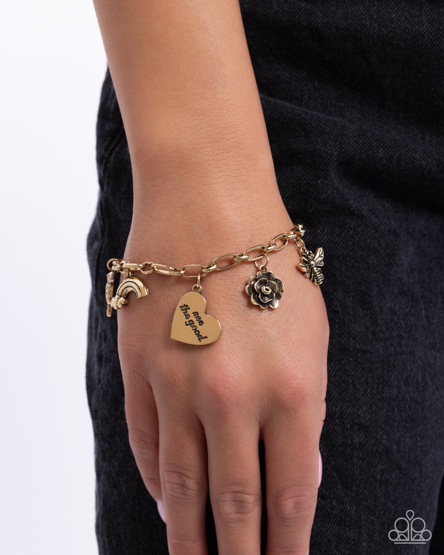 Positive Outlook - gold - Paparazzi bracelet