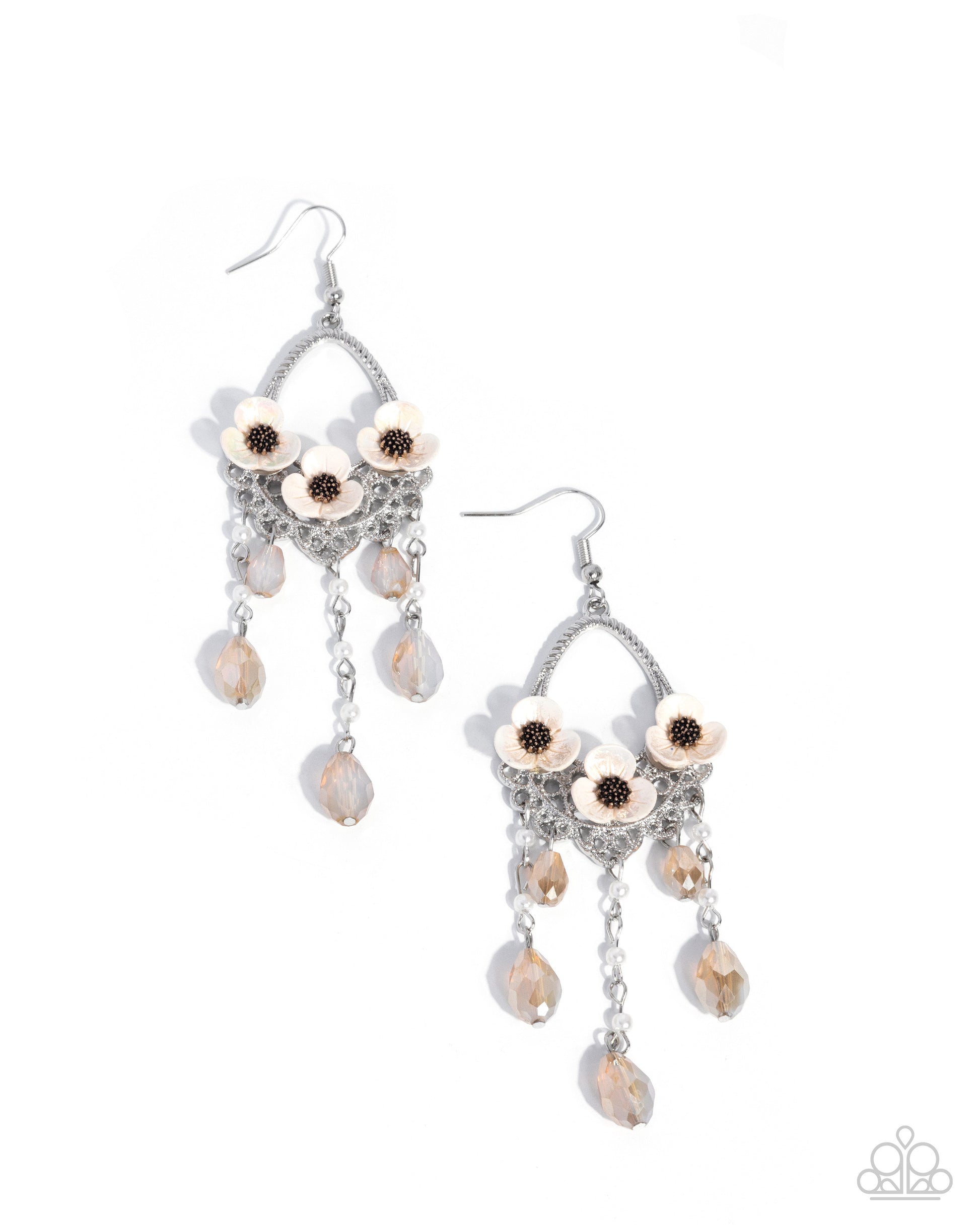 Posy Pose - white - Paparazzi earrings