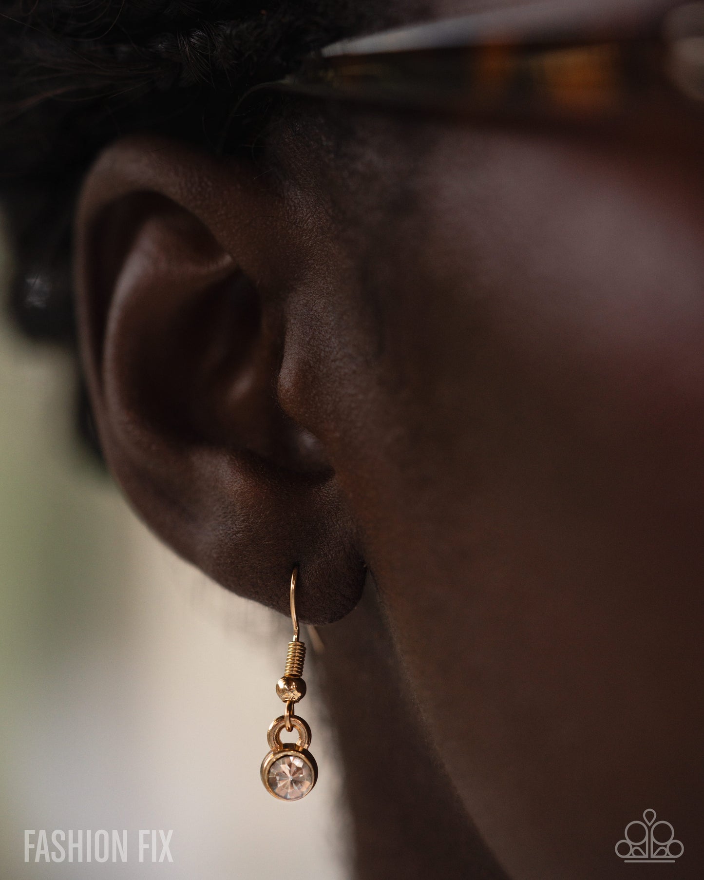 Power Period - gold - Paparazzi necklace