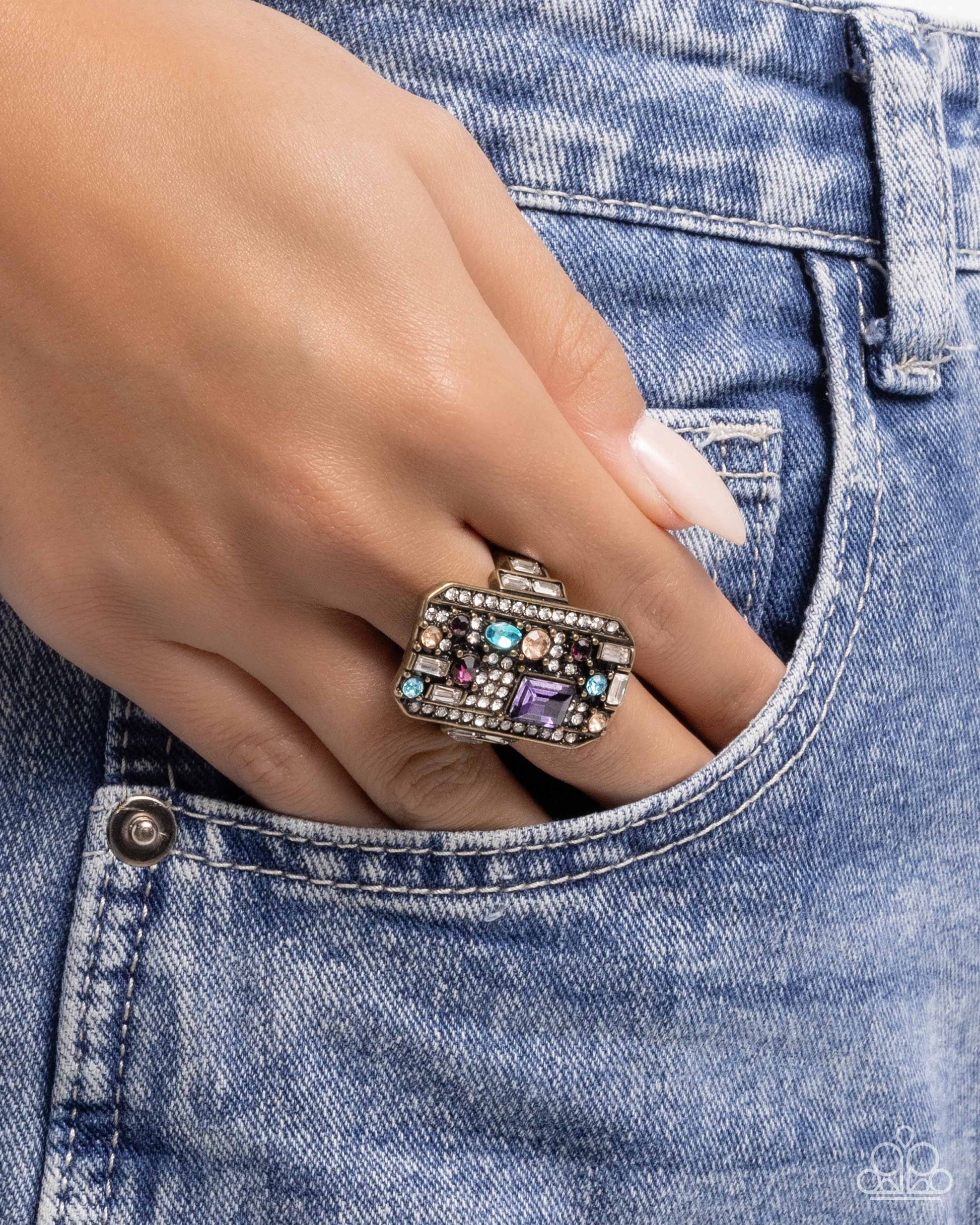 Princess Pattern - brass - Paparazzi ring