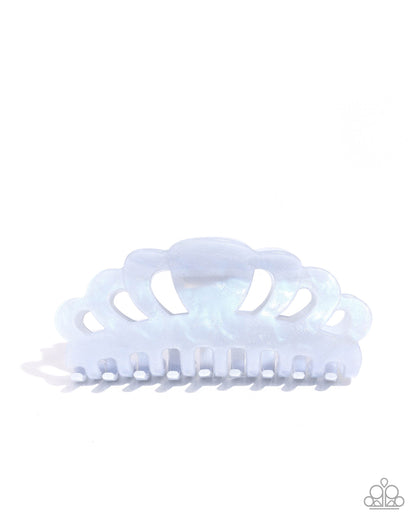 Princess Pizzazz - blue - Paparazzi hair clip