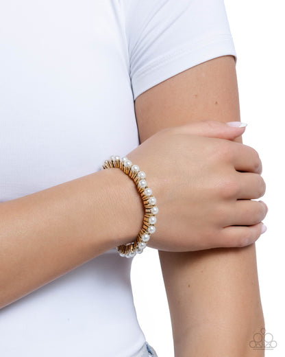 Principal Pearls - gold - Paparazzi bracelet