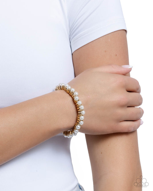 Principal Pearls - gold - Paparazzi bracelet