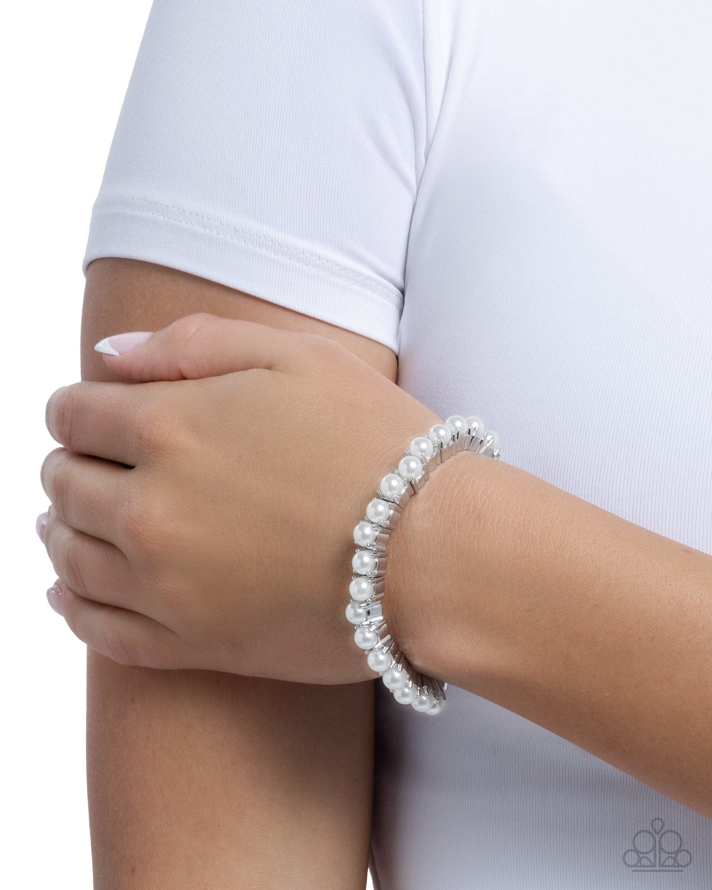 Principal Pearls - white - Paparazzi bracelet