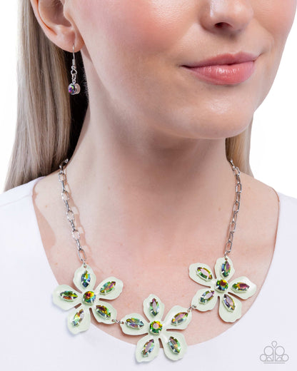 Prismatic Prestige - green - Paparazzi necklace