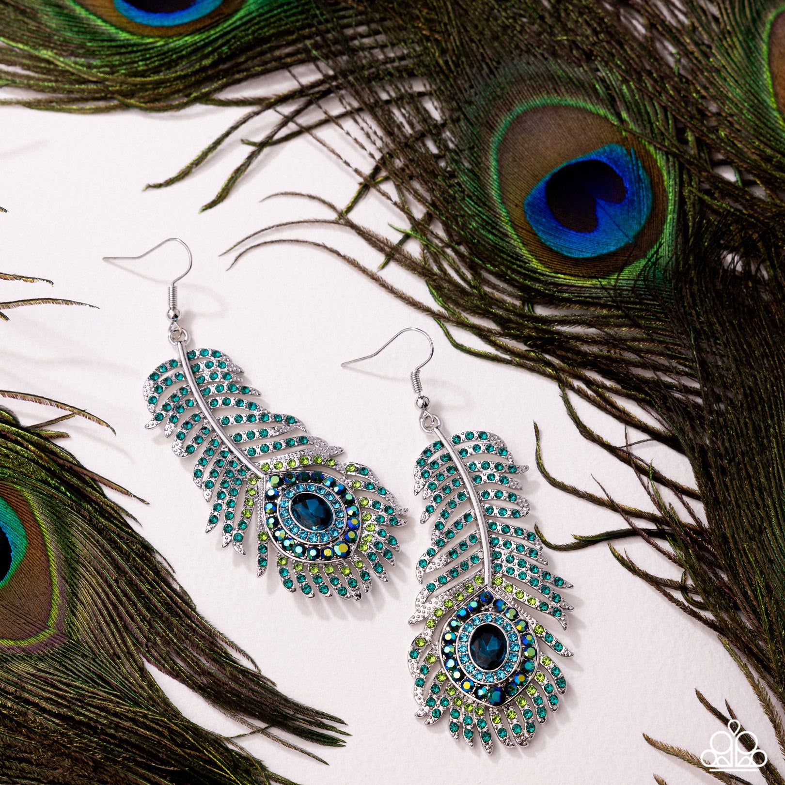 Prized Peacock - green - Paparazzi earrings