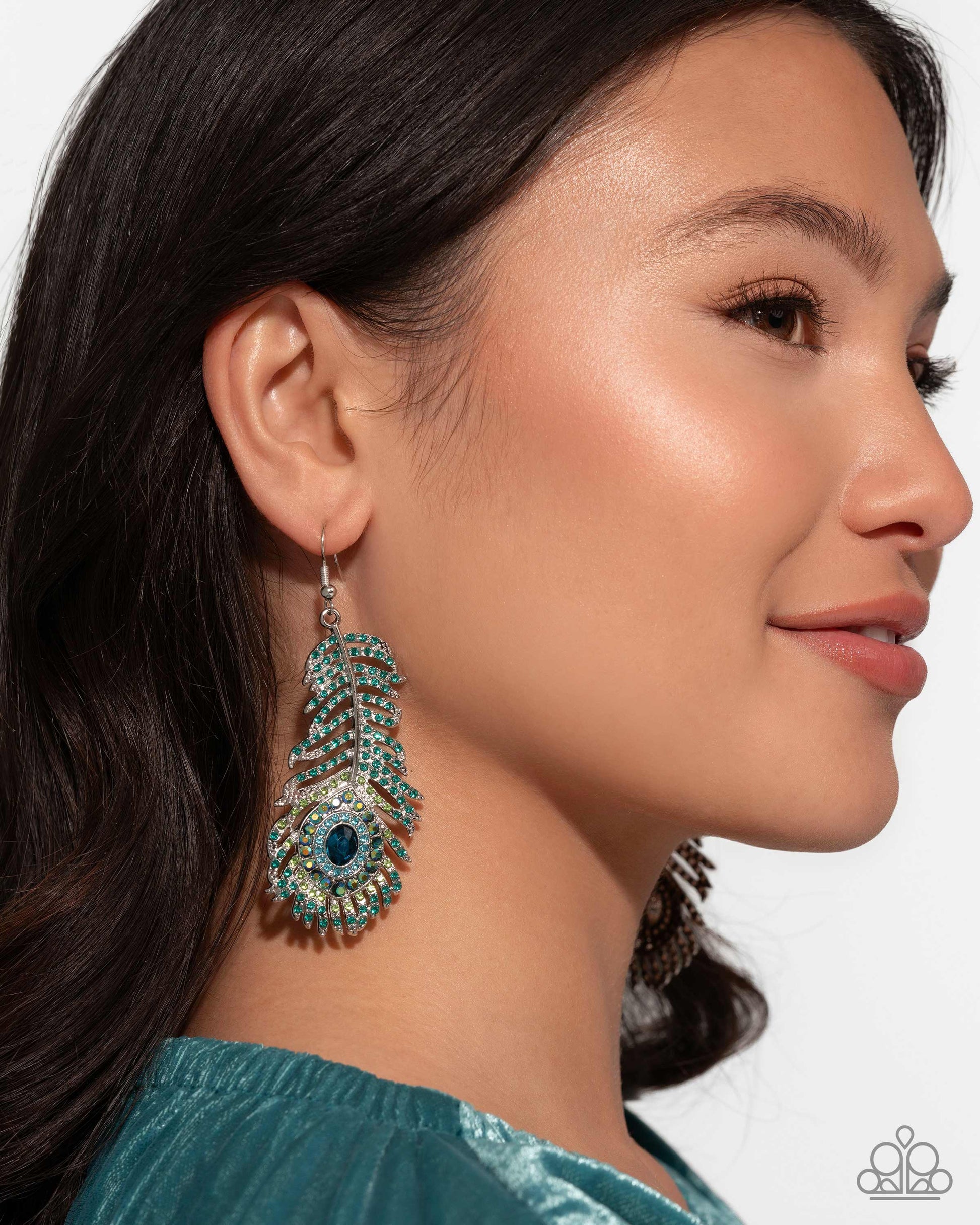 Prized Peacock - green - Paparazzi earrings