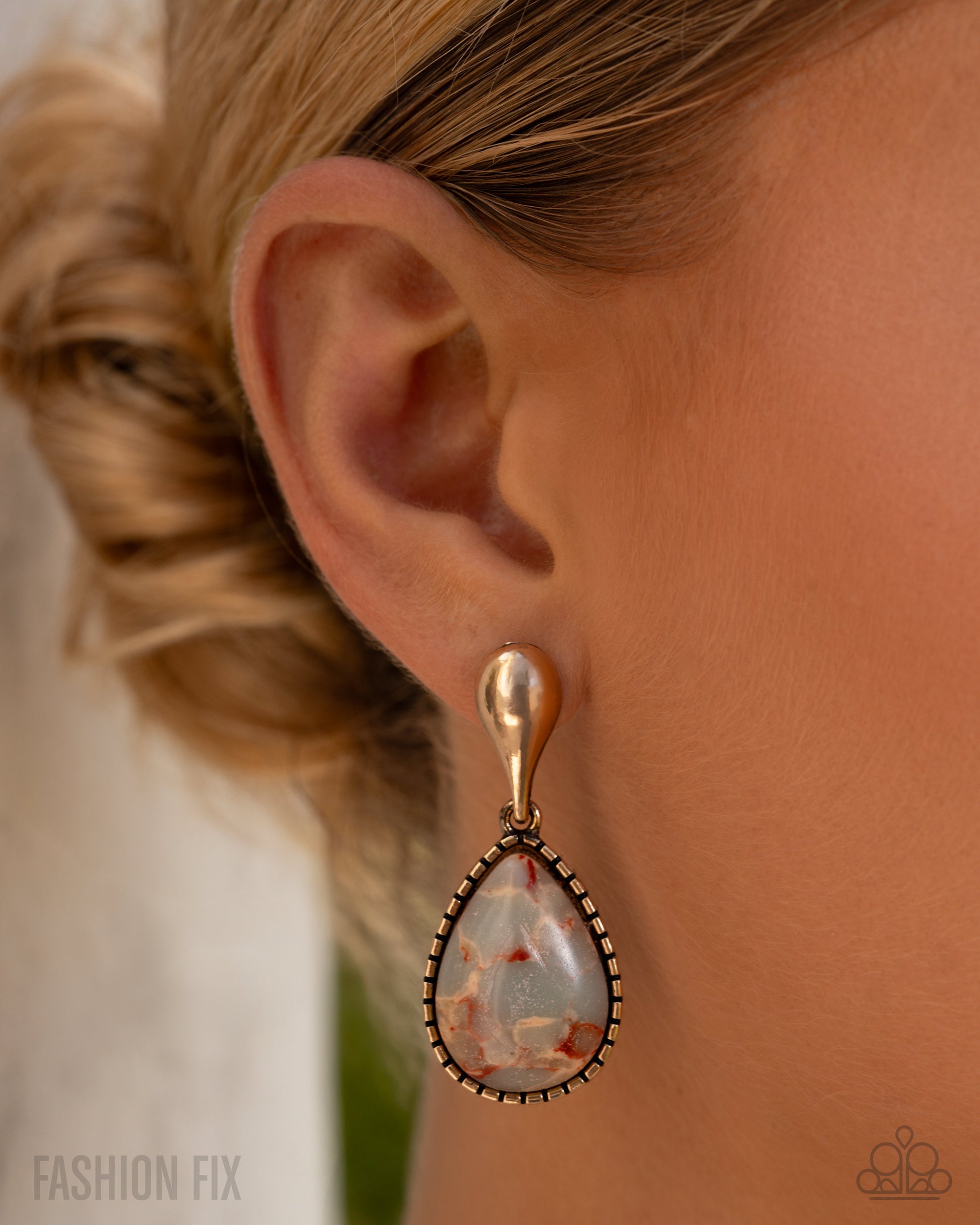 Pure Prize - multi - Paparazzi earrings