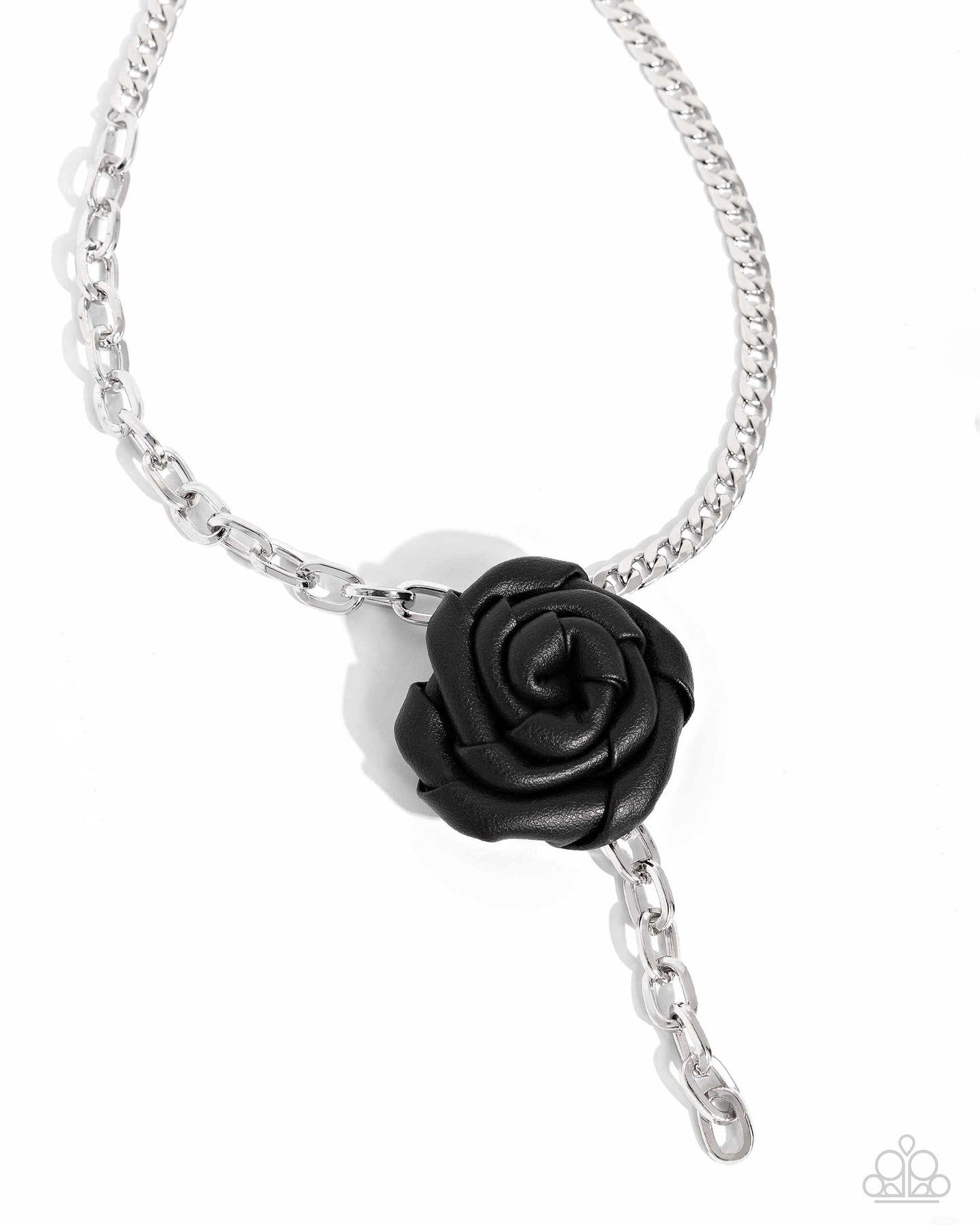 ROSE and Cons - black - Paparazzi necklace