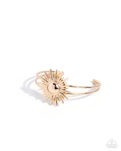Radiant Reign - gold - Paparazzi bracelet