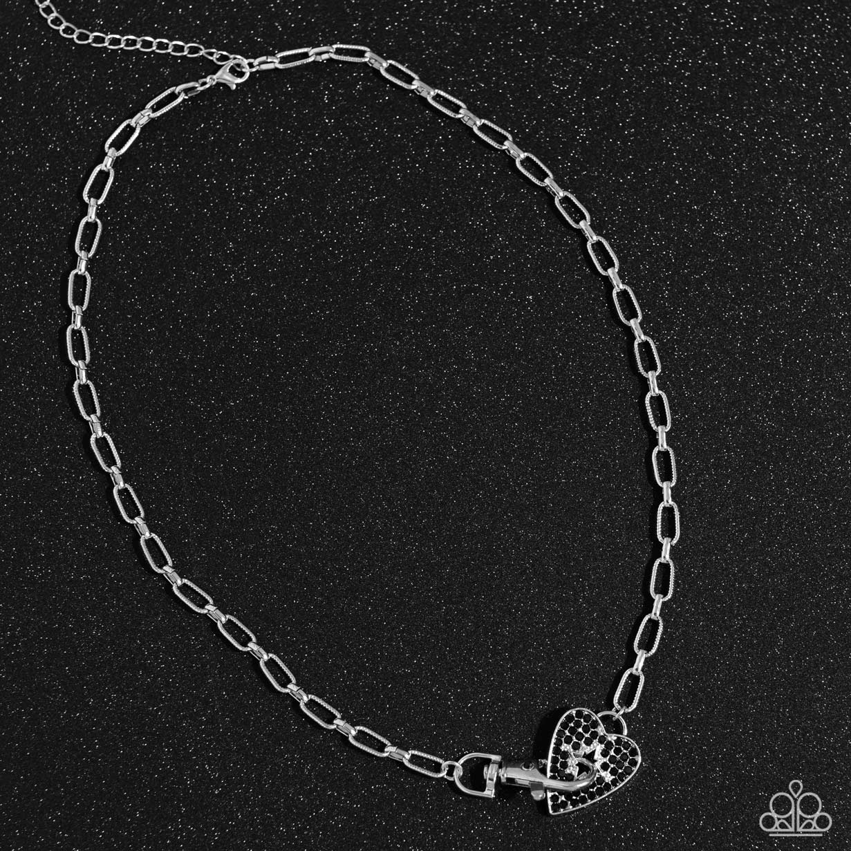 Radical Romance - black - Paparazzi necklace