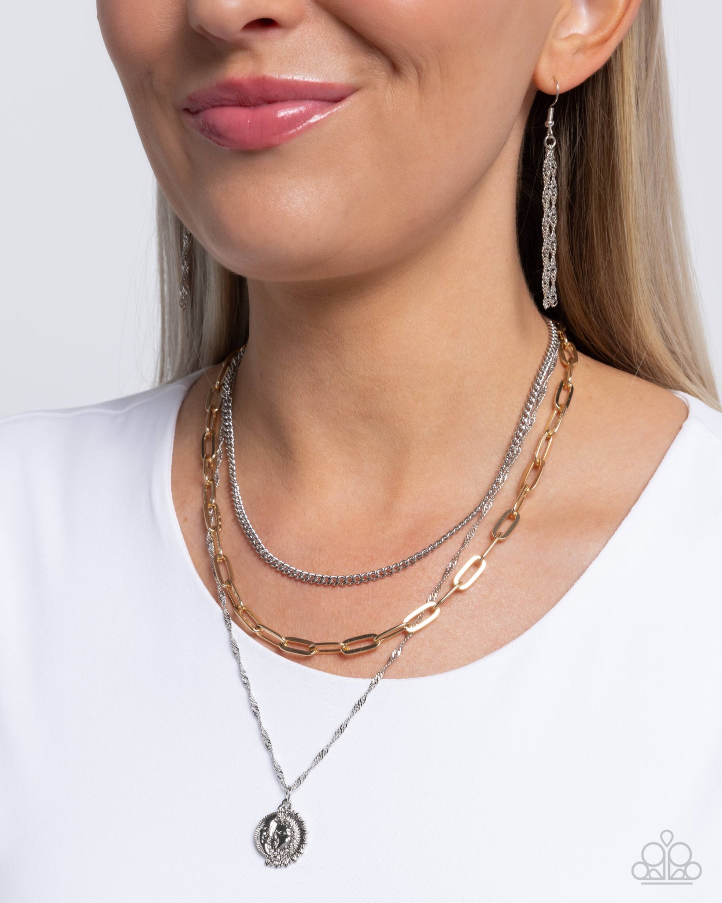 Ready for Fame - silver - Paparazzi necklace