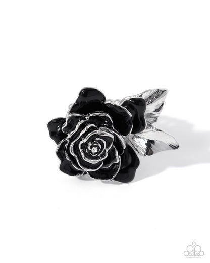 Ready with Roses - black - Paparazzi ring