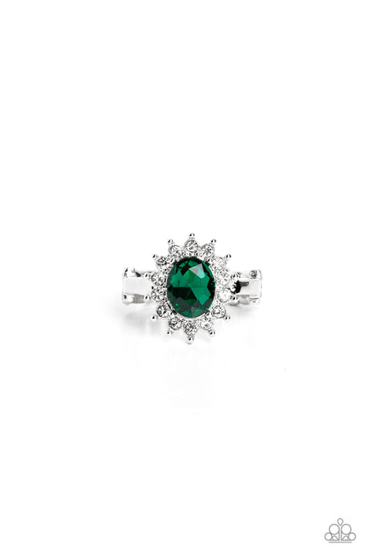 Red Carpet Reveal - green - Paparazzi ring