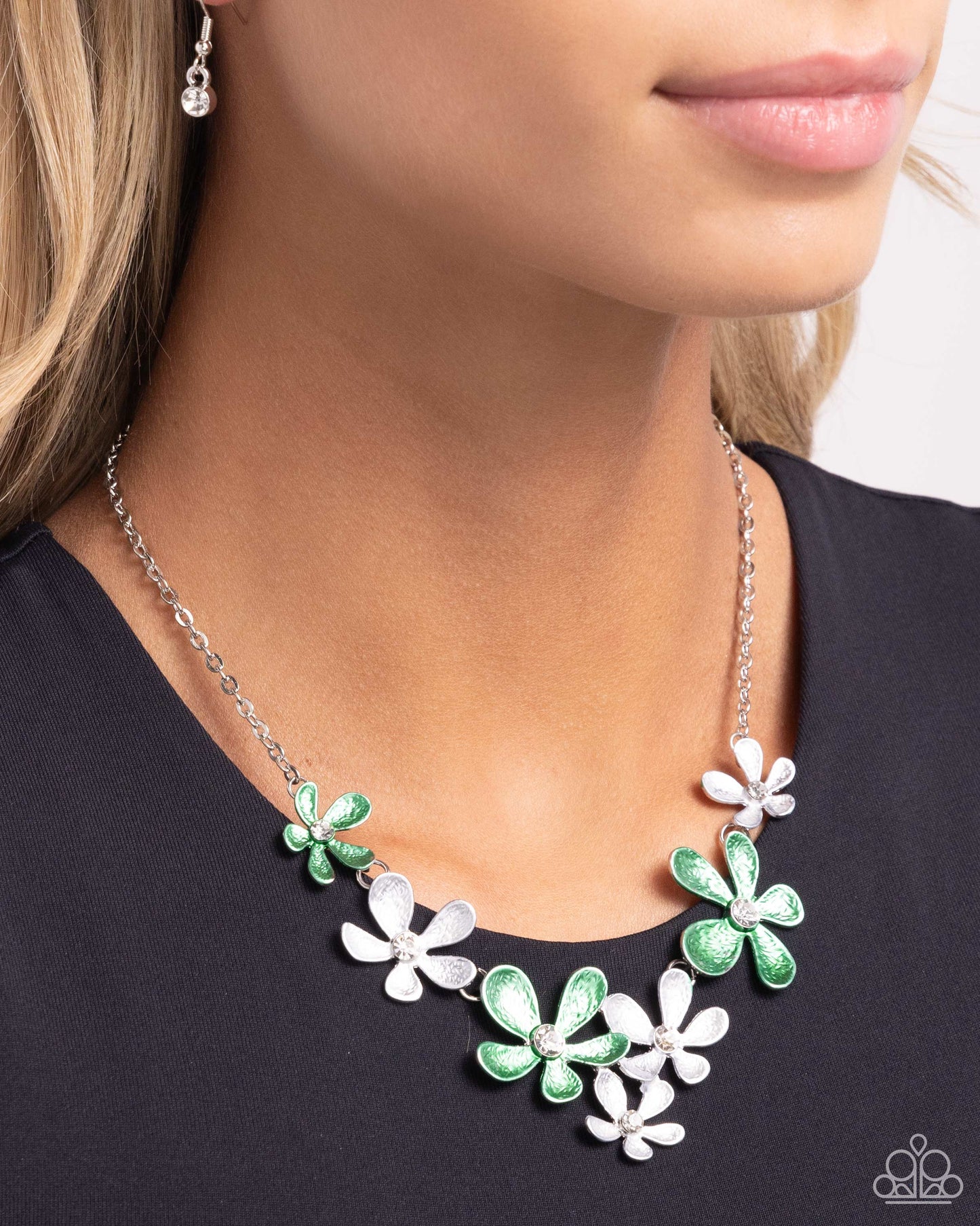 Reflective Rundown - green - Paparazzi necklace